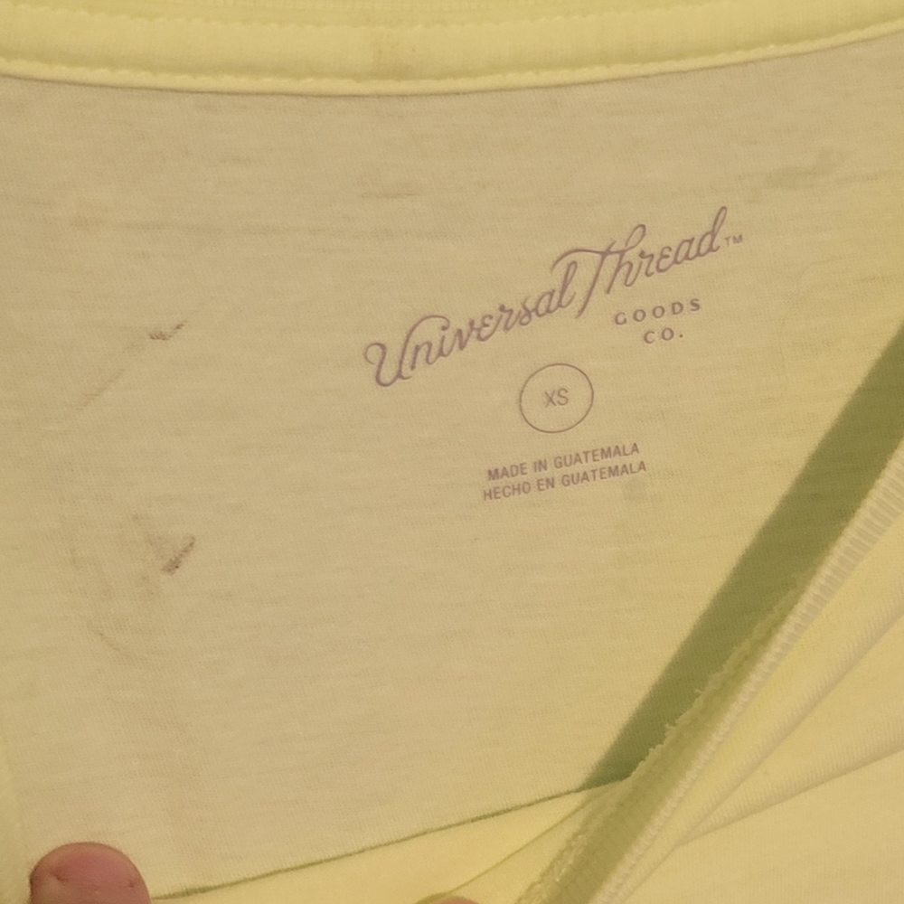 Universal Thread crop top - Picture 2 of 5